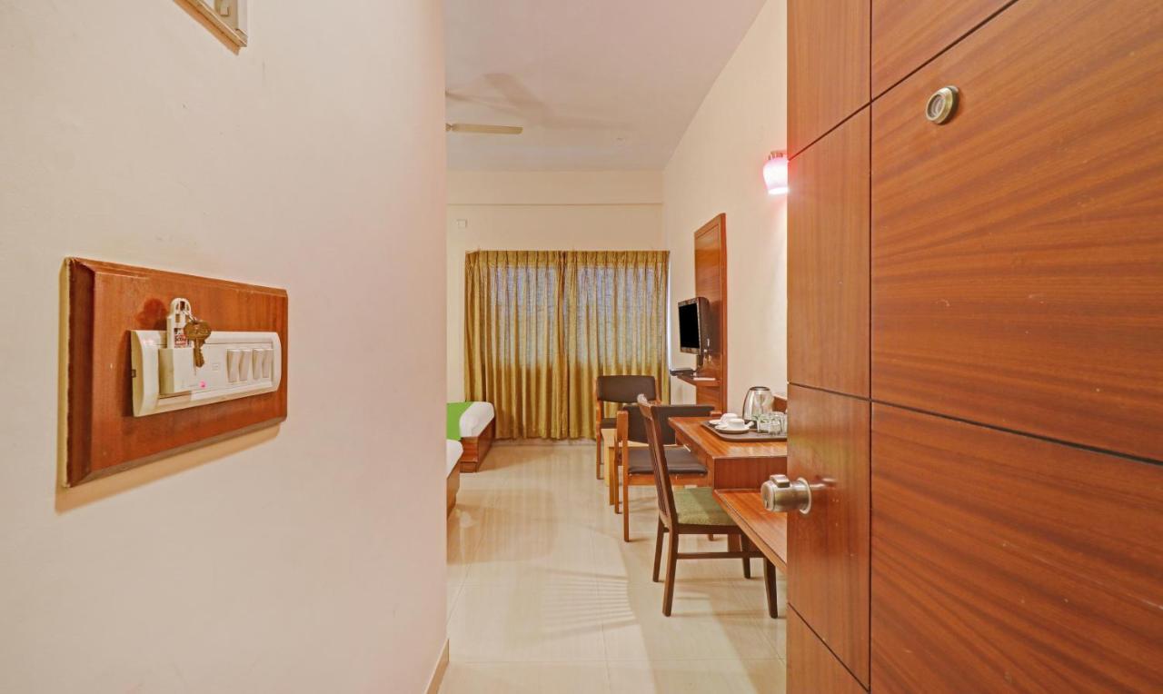 Treebo Trend Msr International - Hebbal Hotel Mysore Buitenkant foto