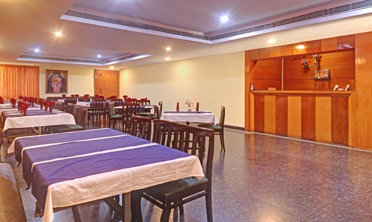 Treebo Trend Msr International - Hebbal Hotel Mysore Buitenkant foto