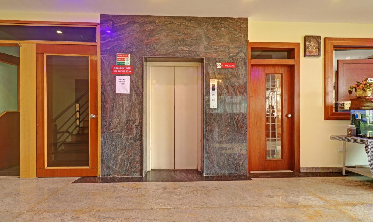 Treebo Trend Msr International - Hebbal Hotel Mysore Buitenkant foto